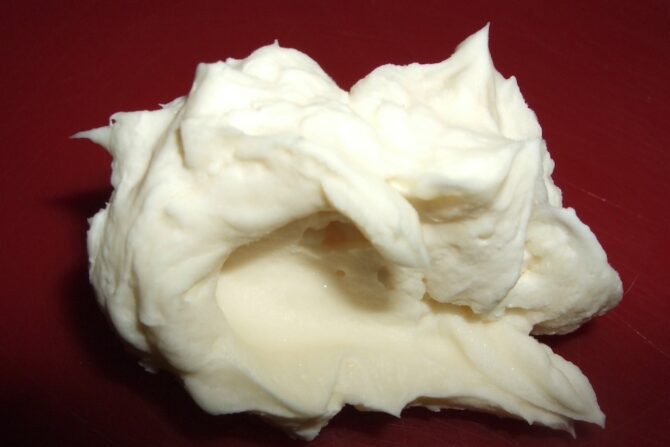 dolce con crema spalmabile