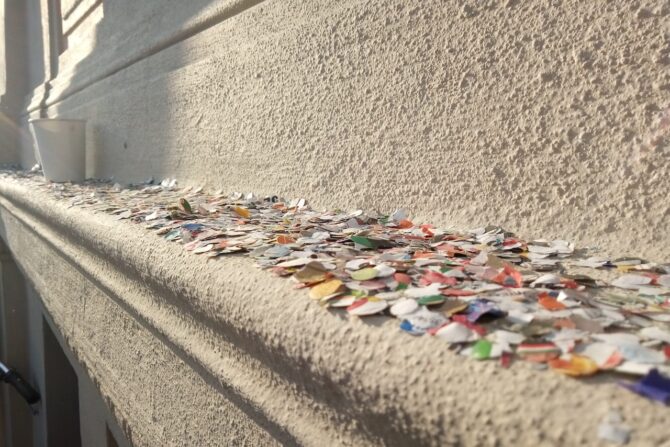 carnevale coriandoli dolci tipici chiacchiere